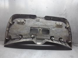 Toyota Corolla Verso AR10 Garniture de couvercle de coffre arriere hayon 