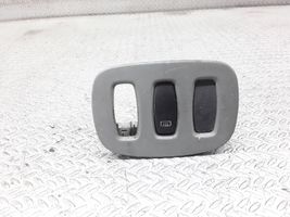 Renault Trafic II (X83) Windscreen/window heater switch 