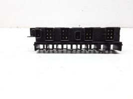 Audi A8 S8 D2 4D Module de fusibles 4A0941822