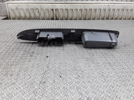 Toyota Avensis Verso Rivestimento della maniglia interna per portiera anteriore 7423144190