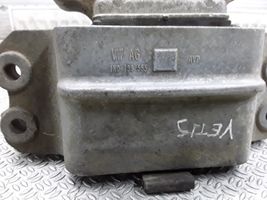 Skoda Yeti (5L) Wspornik / Mocowanie silnika 1K0199555