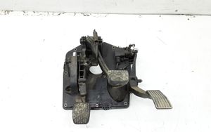 Mercedes-Benz Vaneo W414 Conjunto de pedal A1682902601