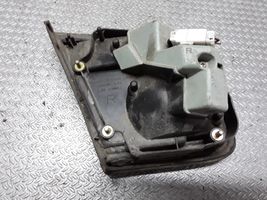 Mazda Xedos 9 Luci posteriori del portellone del bagagliaio 22661693