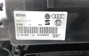 Audi A2 Sisälämmityksen ilmastoinnin korin kokoonpano 8Z1820003D