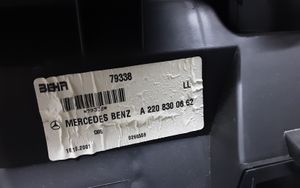 Mercedes-Benz S W220 Sisälämmityksen ilmastoinnin korin kokoonpano A2208300662
