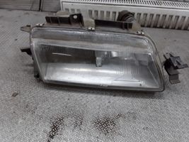 Peugeot 605 Lampa przednia 0488009