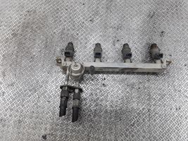 Opel Corsa B Kraftstoffverteiler Einspritzleiste Verteilerrohr 0280151045