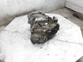 Hyundai Elantra Manual 5 speed gearbox 020676