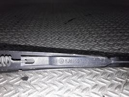 Volkswagen PASSAT B5 Rear wiper blade arm 1J6955707A