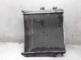 Peugeot 1007 Radiateur de refroidissement 870860300