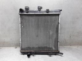 Peugeot 1007 Radiateur de refroidissement 870860300