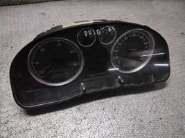 Volkswagen PASSAT B5.5 Tachimetro (quadro strumenti) VWZ7Z0A43031137