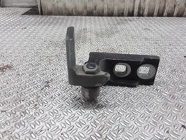 Opel Corsa D Zawias górny drzwi przednich 13180554