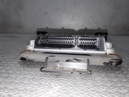 Jeep Grand Cherokee (WJ) Sterownik / Moduł ECU 0281010140