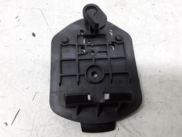 Mercedes-Benz E W211 Staffa supporto del triangolo d’emergenza 2118900514