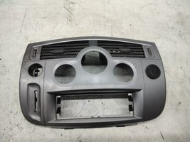 Renault Scenic II -  Grand scenic II Verkleidung Armaturenbrett Cockpit Mitte A8200140713