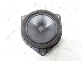 Toyota Avensis Verso Głośnik drzwi przednich 8616044120