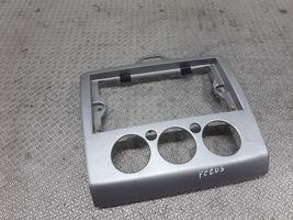 Ford Focus Element deski rozdzielczej / środek 4M5118522ADW