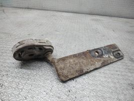 Chrysler Pacifica Muffler mount bracket/holder 