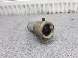 Volkswagen Golf III Pompe d'injection de carburant à haute pression 1H0906091D