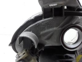 Mercedes-Benz Vaneo W414 Lampa przednia 1305235514