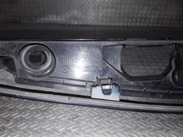 Mazda 3 II Éclairage de plaque d'immatriculation BHN950813