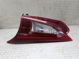 Mazda 3 II Lampy tylnej klapy bagażnika 22641981
