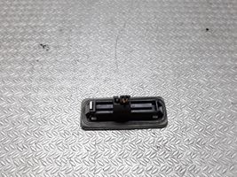 Skoda Fabia Mk3 (NJ) Uchwyt / Rączka zewnętrzna otwierania klapy tylnej / bagażnika 5E0827566
