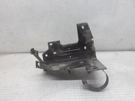 BMW 5 E39 Soporte de apoyo del filtro de combustible 