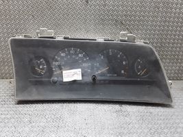 Toyota Previa (XR10, XR20) I Compteur de vitesse tableau de bord 8320028360