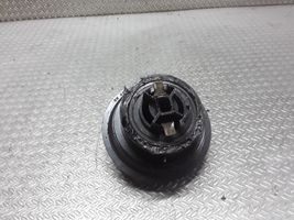 Volkswagen Golf IV Oil filler cap 038133287C