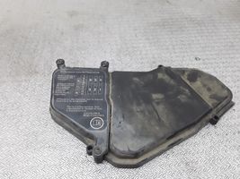 Porsche Cayenne (9PA) Coperchio scatola dei fusibili 7L0937576