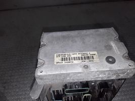 Chrysler Voyager Sulakemoduuli 04727080AC