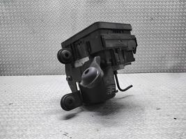 Mazda 3 I ABS-pumppu 10096001123