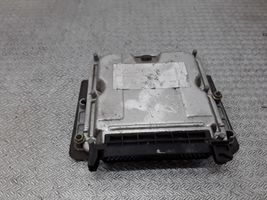 Peugeot 307 Engine control unit/module 0281010747