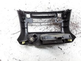 Toyota Yaris Cadre, panneau d'unité radio / GPS 8622052030