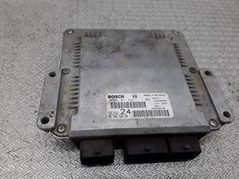 Citroen C8 Unidad de control/módulo del motor 0281011522