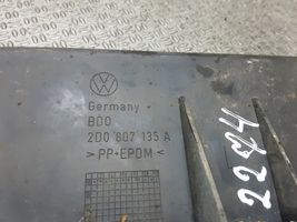 Volkswagen II LT Uchwyt / Mocowanie zderzaka przedniego 2D0807135A