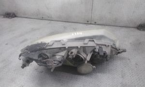 Mercedes-Benz Vaneo W414 Lampa przednia A4148200061