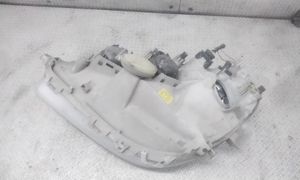 Mercedes-Benz Vaneo W414 Lampa przednia A4148200161