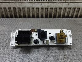 Ford Explorer Panel klimatyzacji XL5H19C733BA