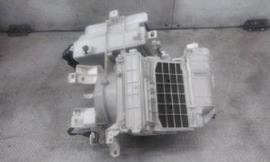 Toyota Echo Scatola climatizzatore riscaldamento abitacolo assemblata 8703052170