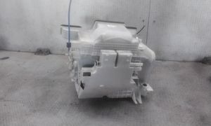 Toyota Echo Scatola alloggiamento climatizzatore riscaldamento abitacolo assemblata 8715052070