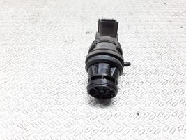 Mazda 3 I Pompe de lave-glace de pare-brise 8603102451