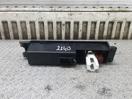 Audi A4 S4 B7 8E 8H Glove box central console 8P0863284