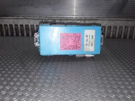 Mitsubishi Lancer Module de fusibles MR5878