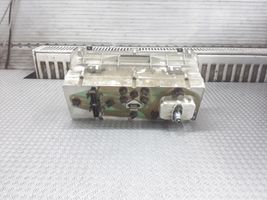 Ford Sierra Tachimetro (quadro strumenti) 83BB10848BB