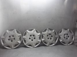 Mitsubishi Grandis Kołpaki nieoryginalne R16 MR594560