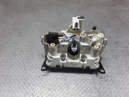 Mazda 5 Oro kondicionieriaus/ klimato/ pečiuko valdymo blokas (salone) M1900CC33
