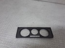 Audi A2 Moldura del climatizador/control de calefacción 8Z0819075